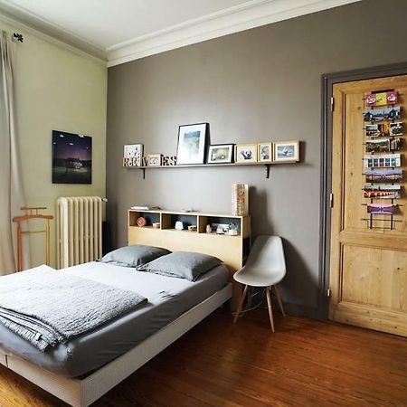 Au Petit Bonheur Bed & Breakfast ตาลองซ์ ภายนอก รูปภาพ